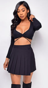Lindy Black Long Sleeve Front Twist Crop Top
